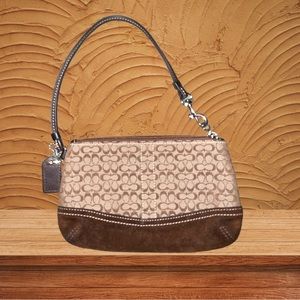 Coach: Monogram Wristlet